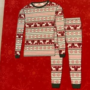 NWT-holiday style-swiggles-2T-2 piece long sleeve PJ set. Pajamas/sleepwear.